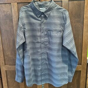 Columbia Men’s button down, long sleeve, grey shirt - sz Lg